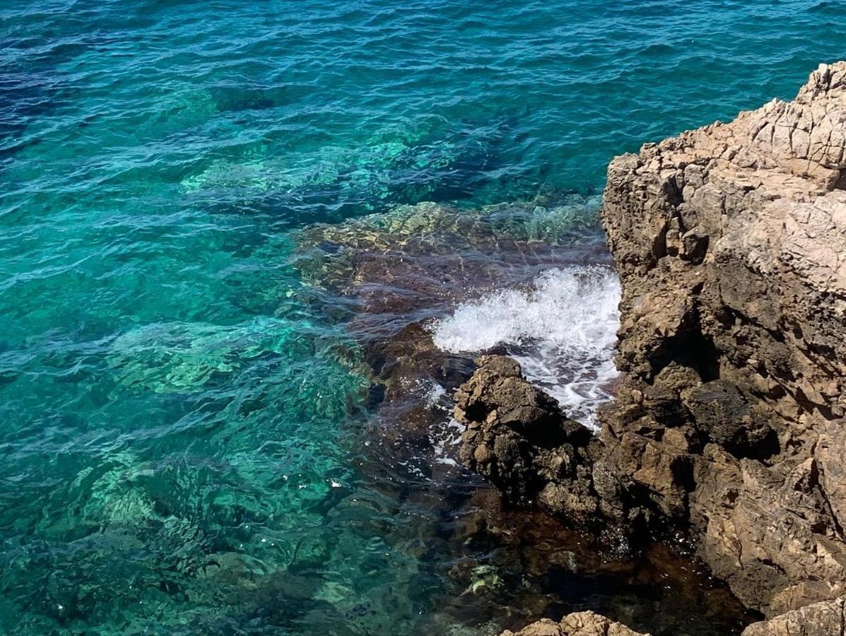 Dimora Del Casale Bed & Breakfast Brindisi Bagian luar foto