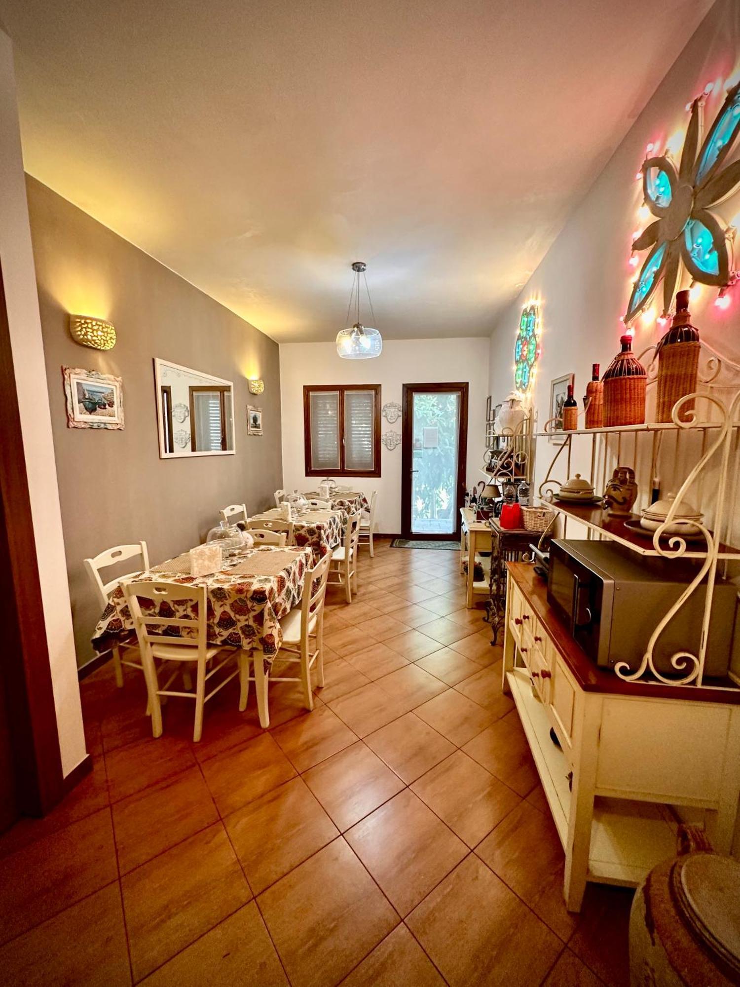 Dimora Del Casale Bed & Breakfast Brindisi Bagian luar foto