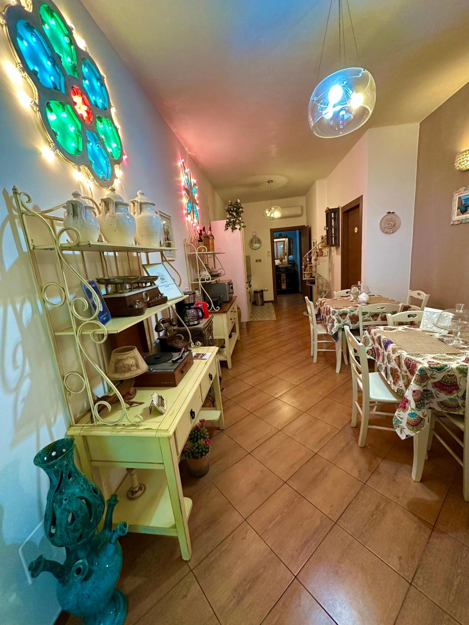 Dimora Del Casale Bed & Breakfast Brindisi Bagian luar foto