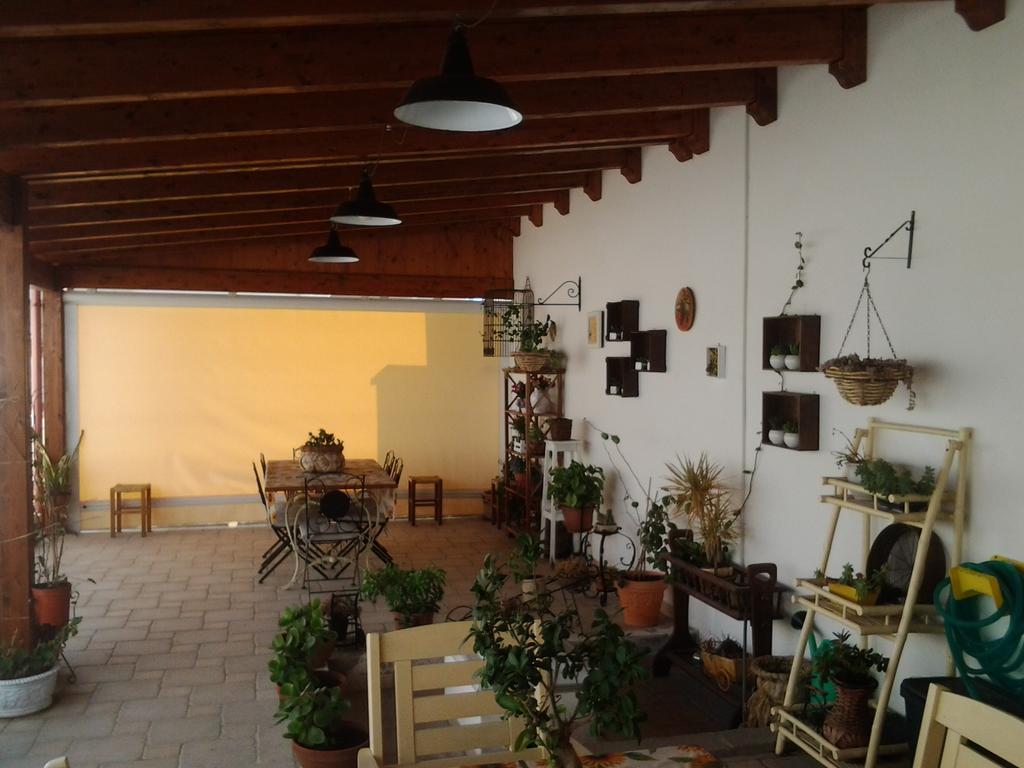 Dimora Del Casale Bed & Breakfast Brindisi Bagian luar foto