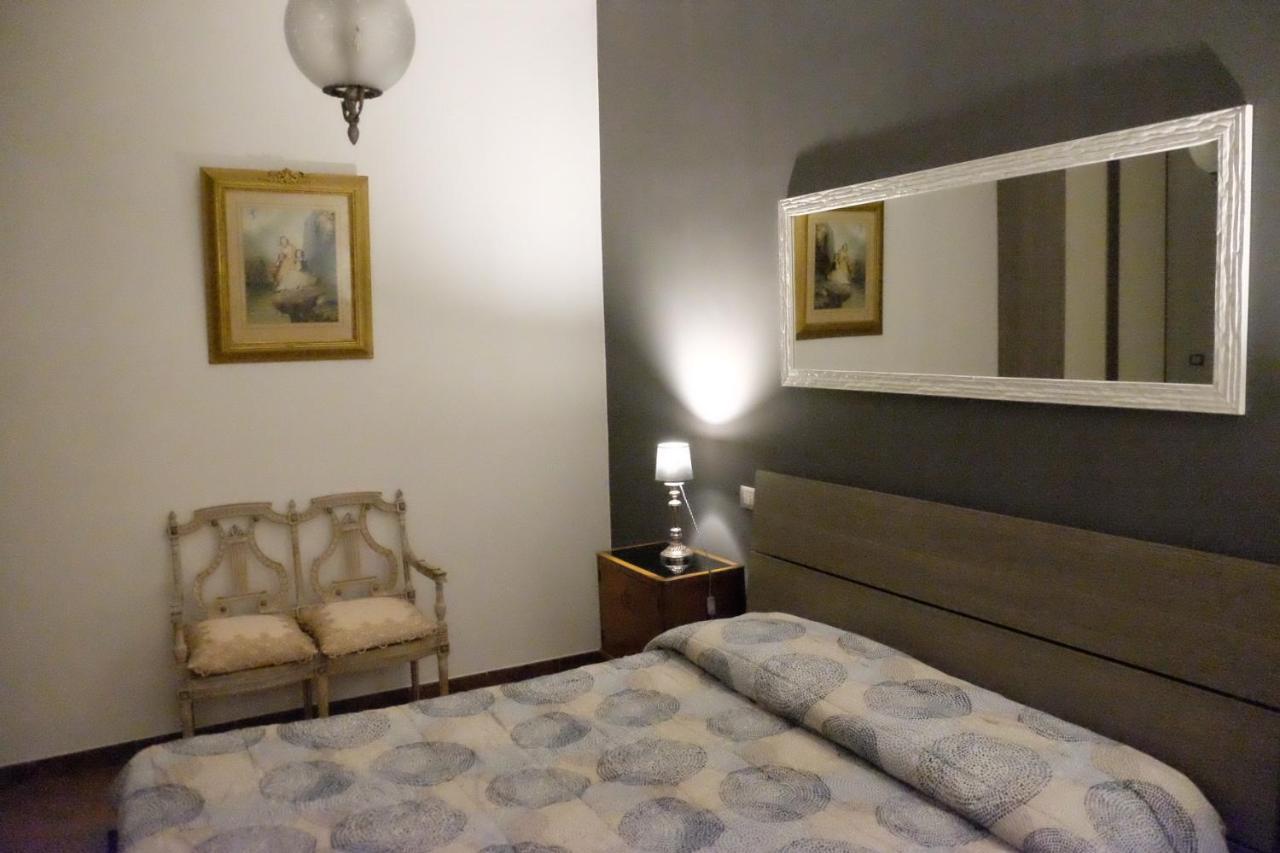 Dimora Del Casale Bed & Breakfast Brindisi Bagian luar foto