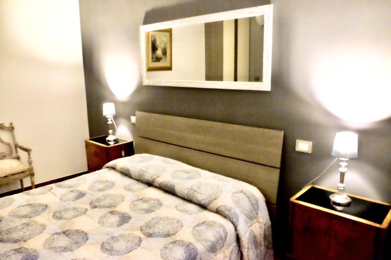 Dimora Del Casale Bed & Breakfast Brindisi Bagian luar foto