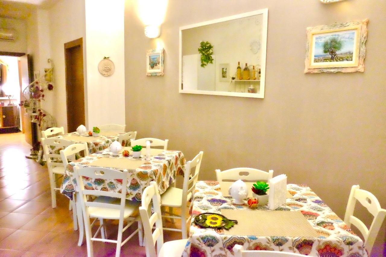 Dimora Del Casale Bed & Breakfast Brindisi Bagian luar foto